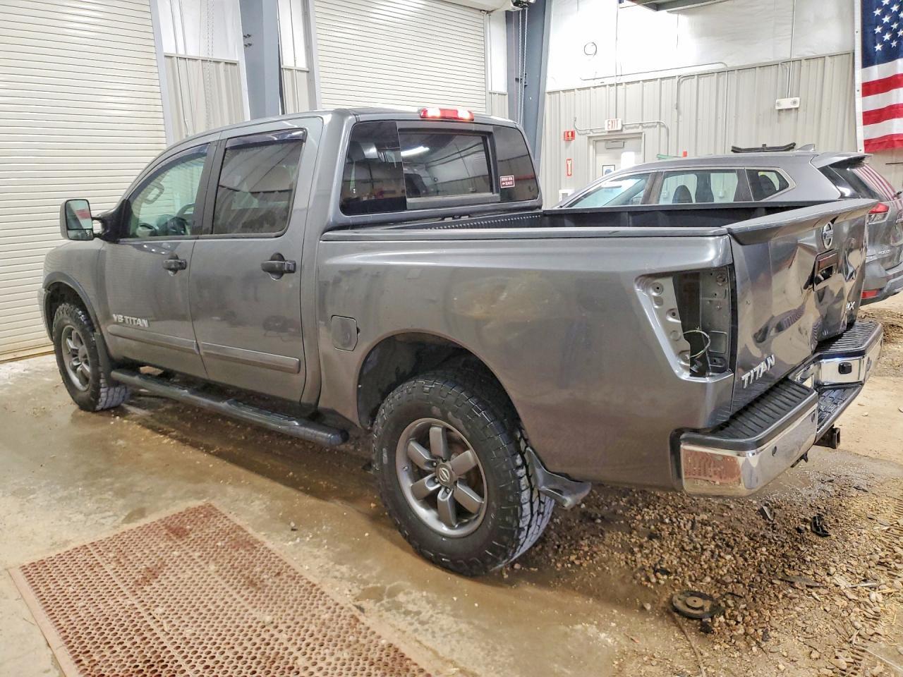 2014 Nissan Titan Sv - Фото 2