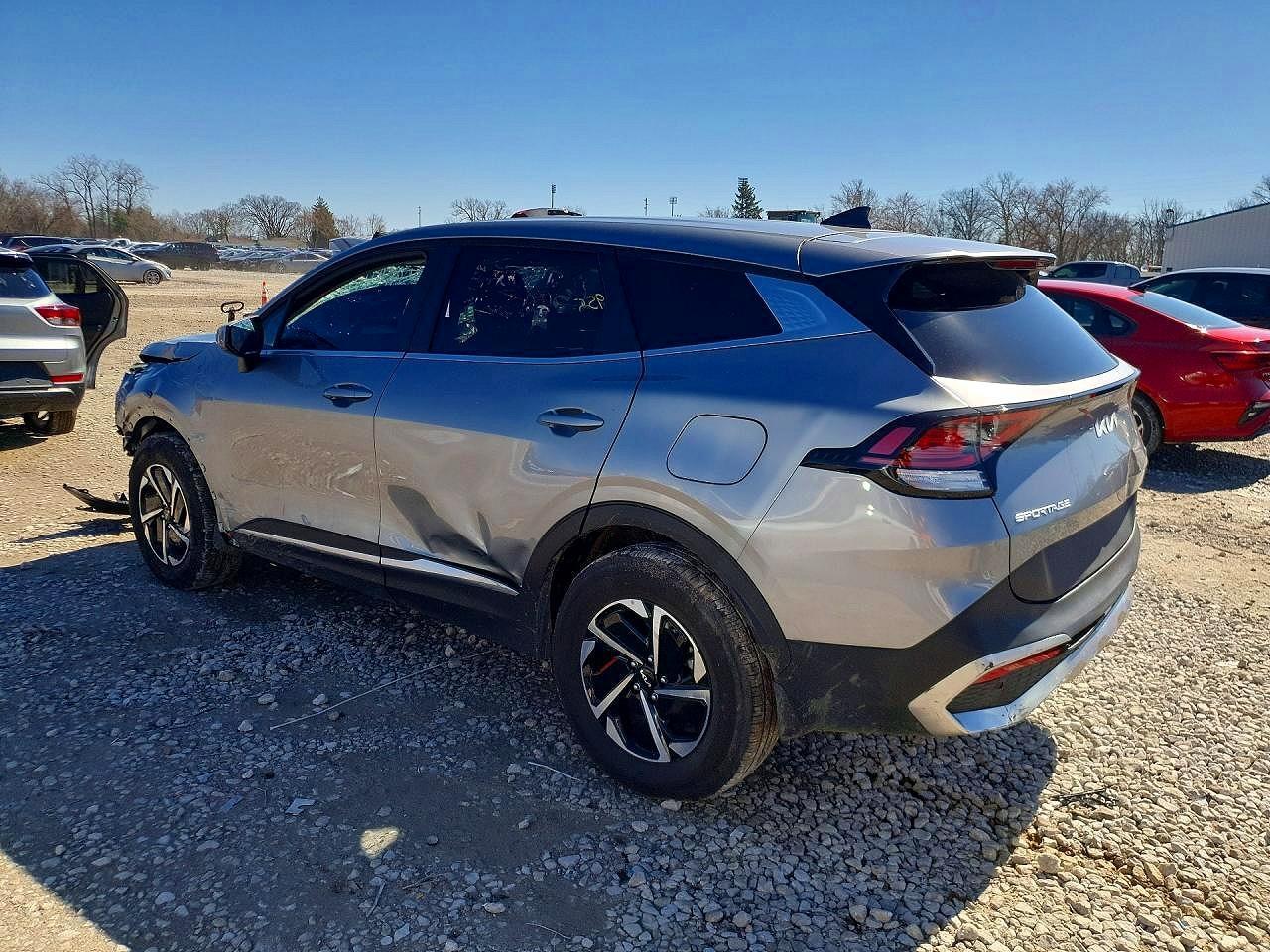 2025 Kia Sportage Lx - Фото 2