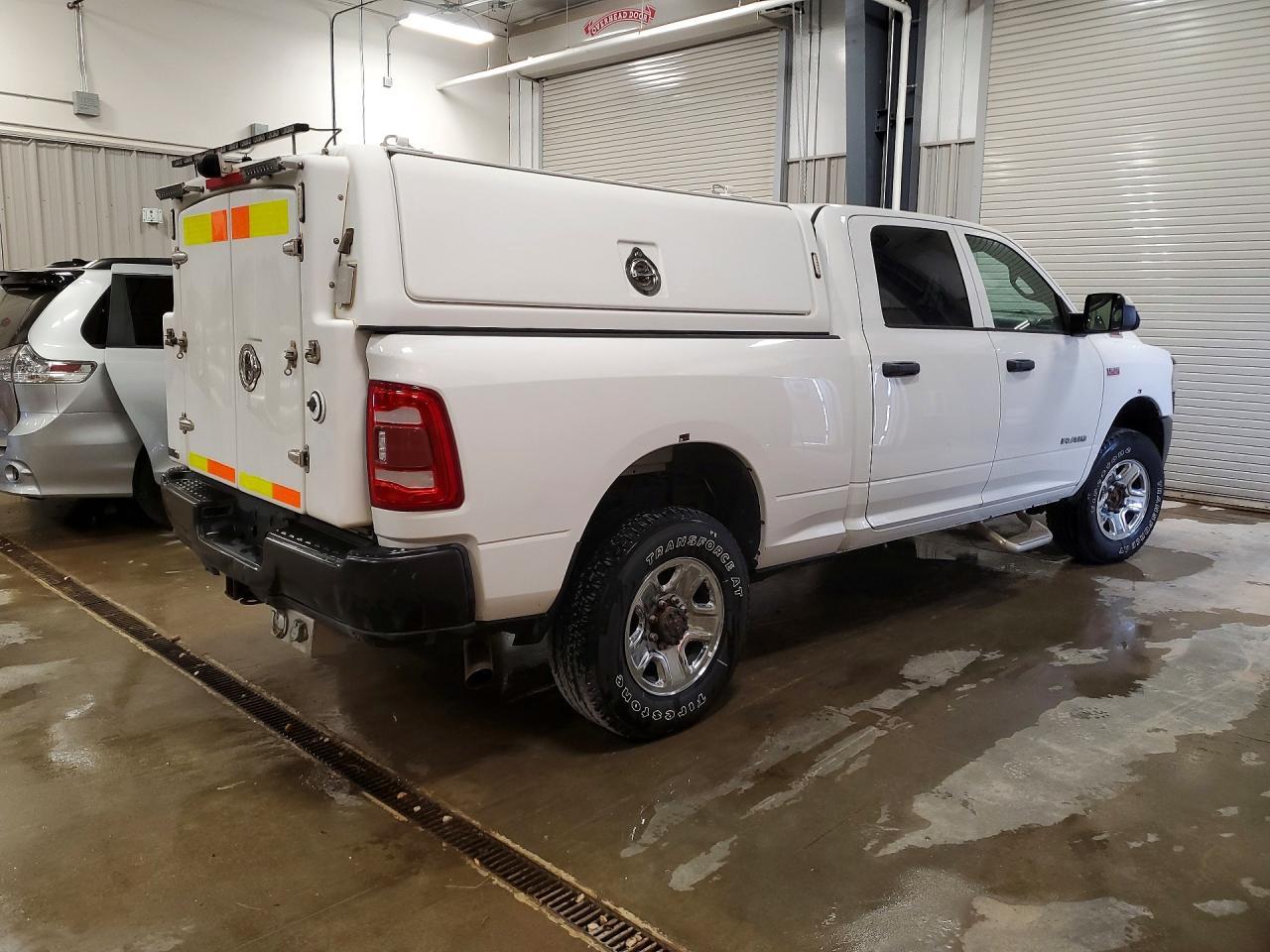2019 Ram 2500 Tradesman - Фото 3