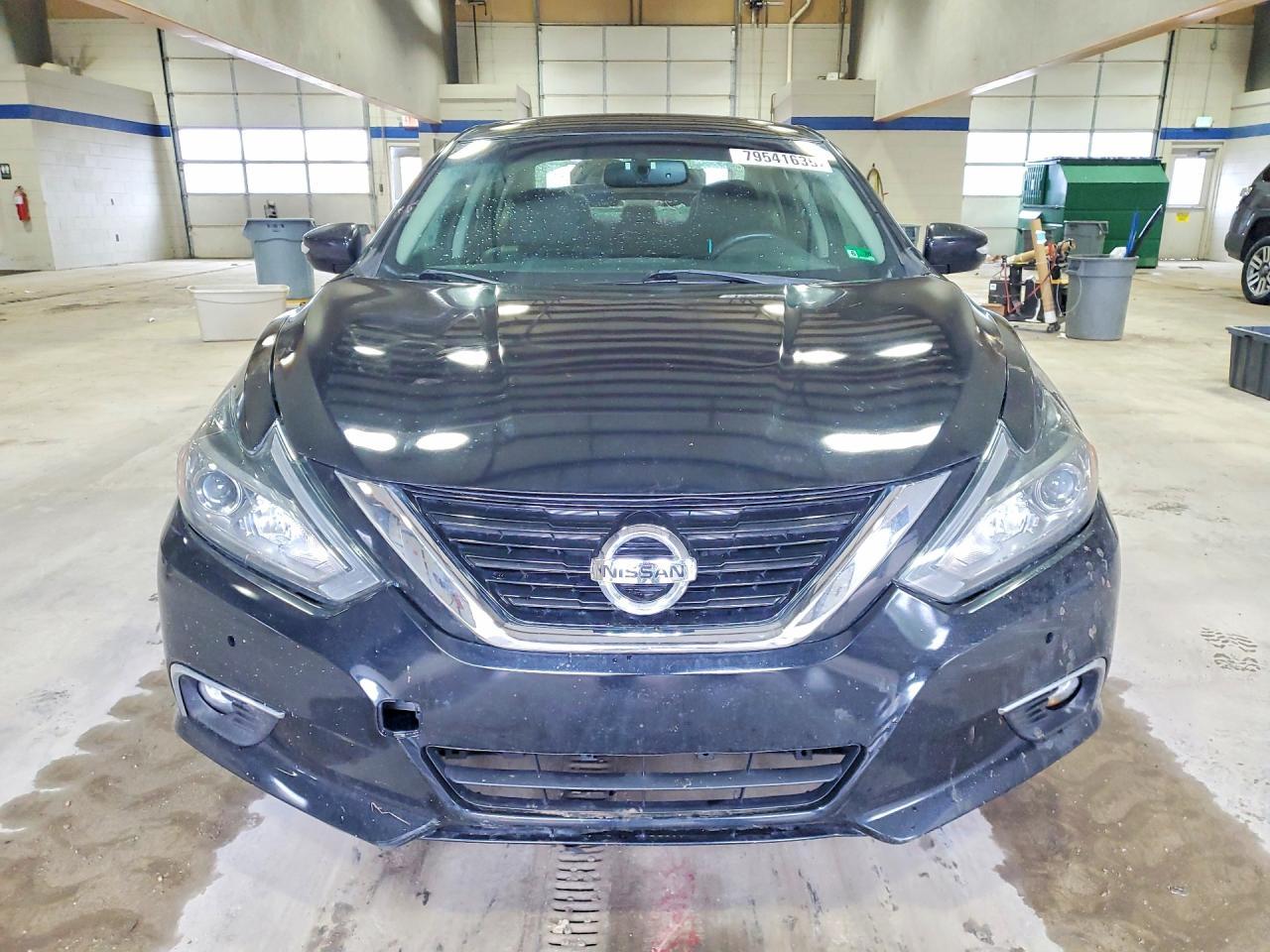 2018 Nissan Altima 2.5 Sl - Image 5