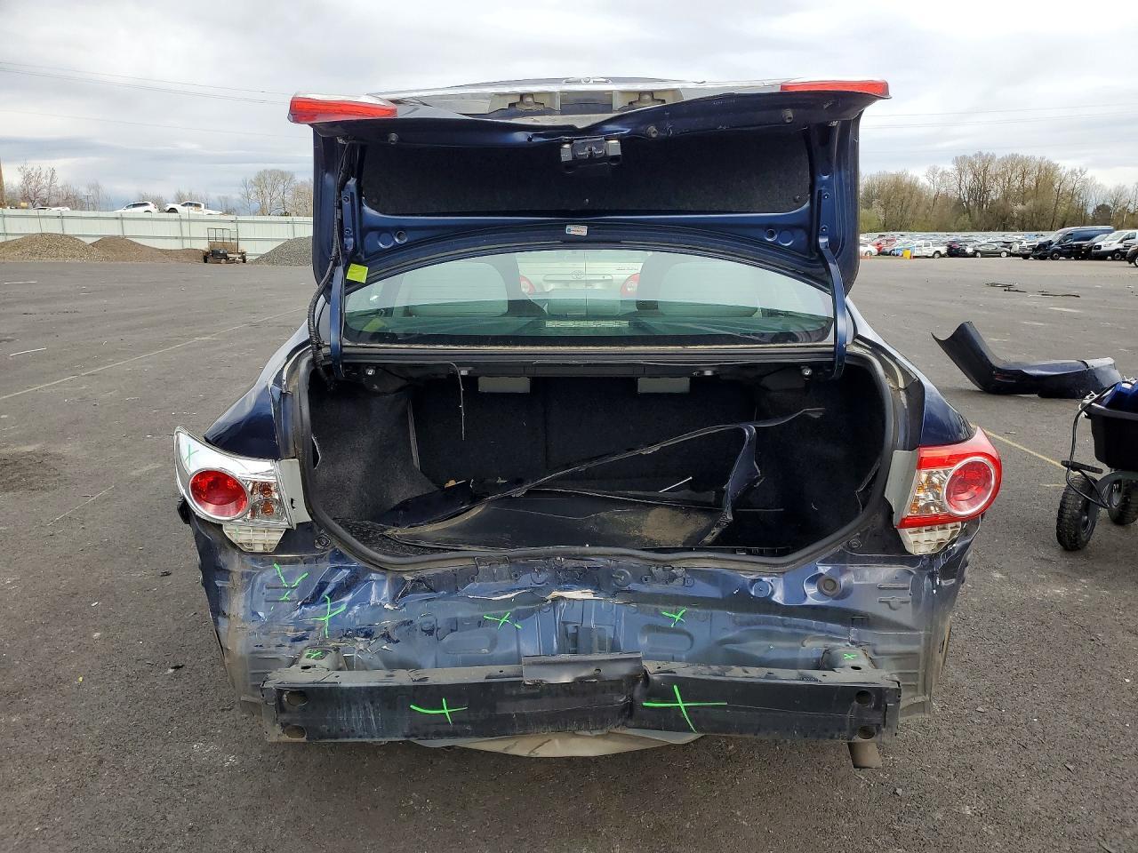 2013 Toyota Corolla Le - Image 6