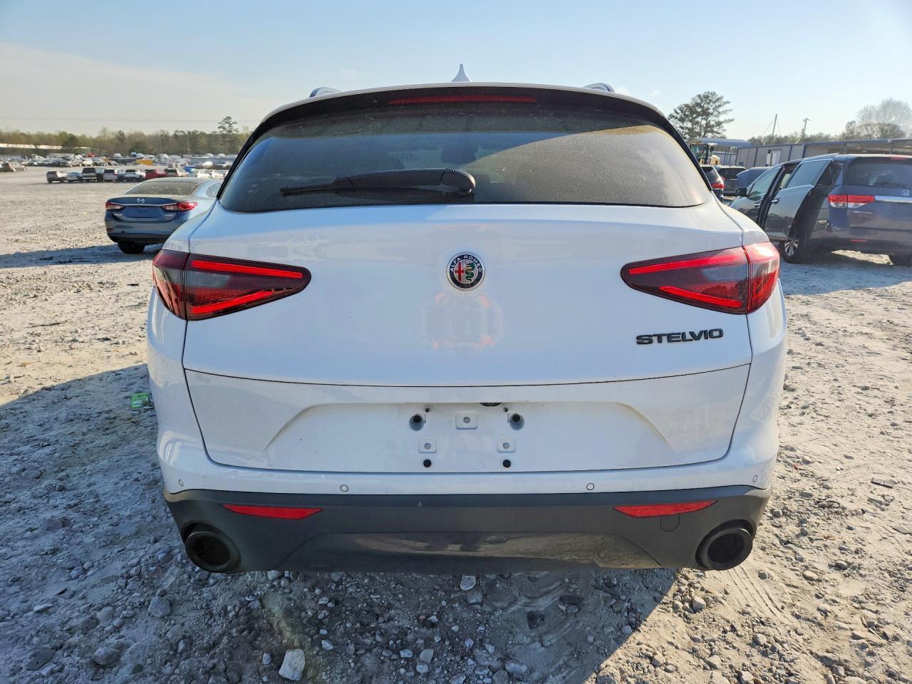 2020 Alfa Romeo Stelvio - Фото 6