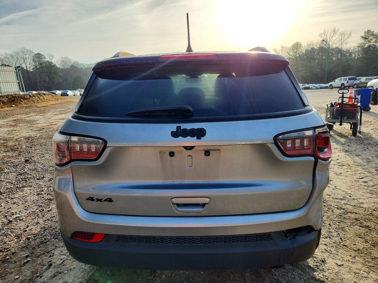 2019 Jeep Compass Latitude - Фото 6