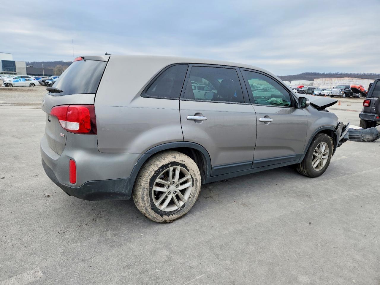 2014 Kia Sorento Base - Image 3