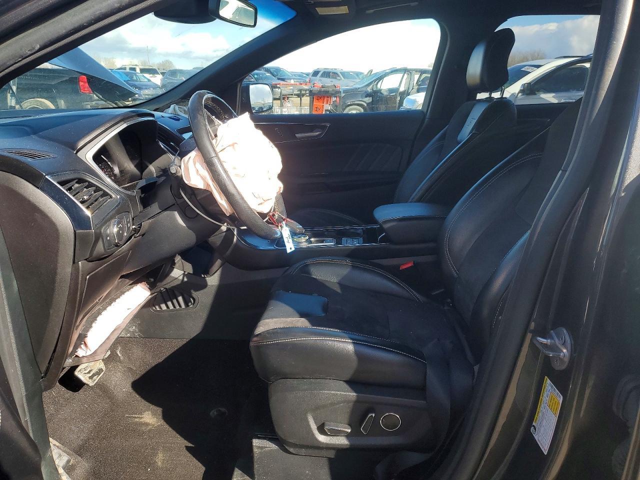 2019 Ford Edge St - Image 7