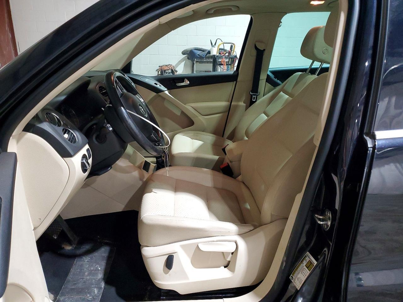 2012 Volkswagen Tiguan S - Фото 7