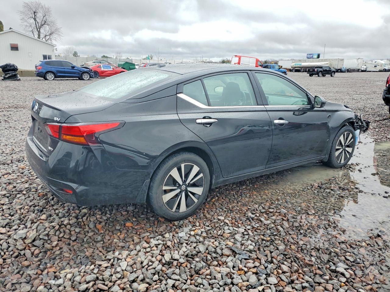 2019 Niss Altima 2.5 Sv - Image 3