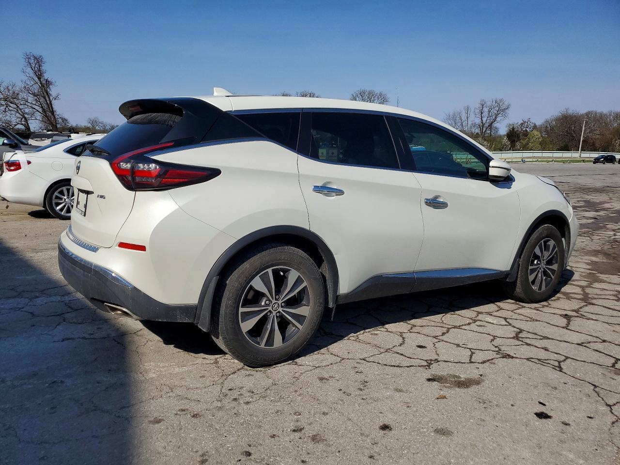 2019 Nissan Murano S - Image 3