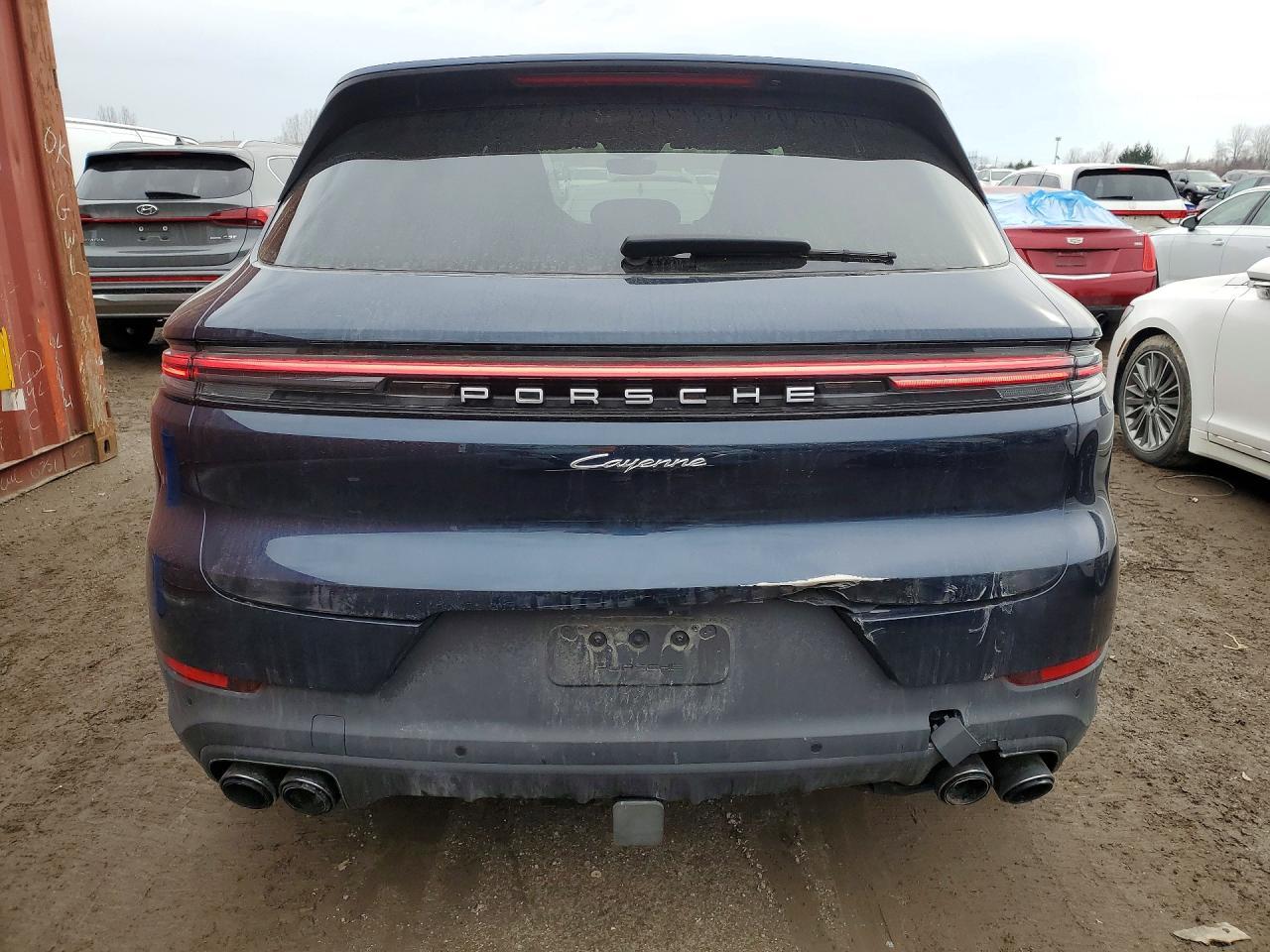 2024 Porsche Cayenne - Image 6