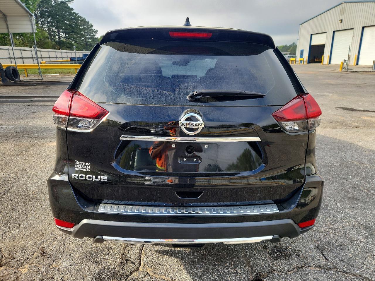 2020 Nissan Rogue S - Image 6