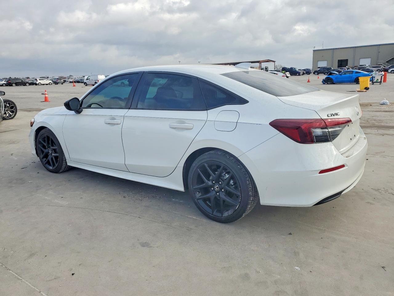 2026 Honda Civic Sport - Фото 2