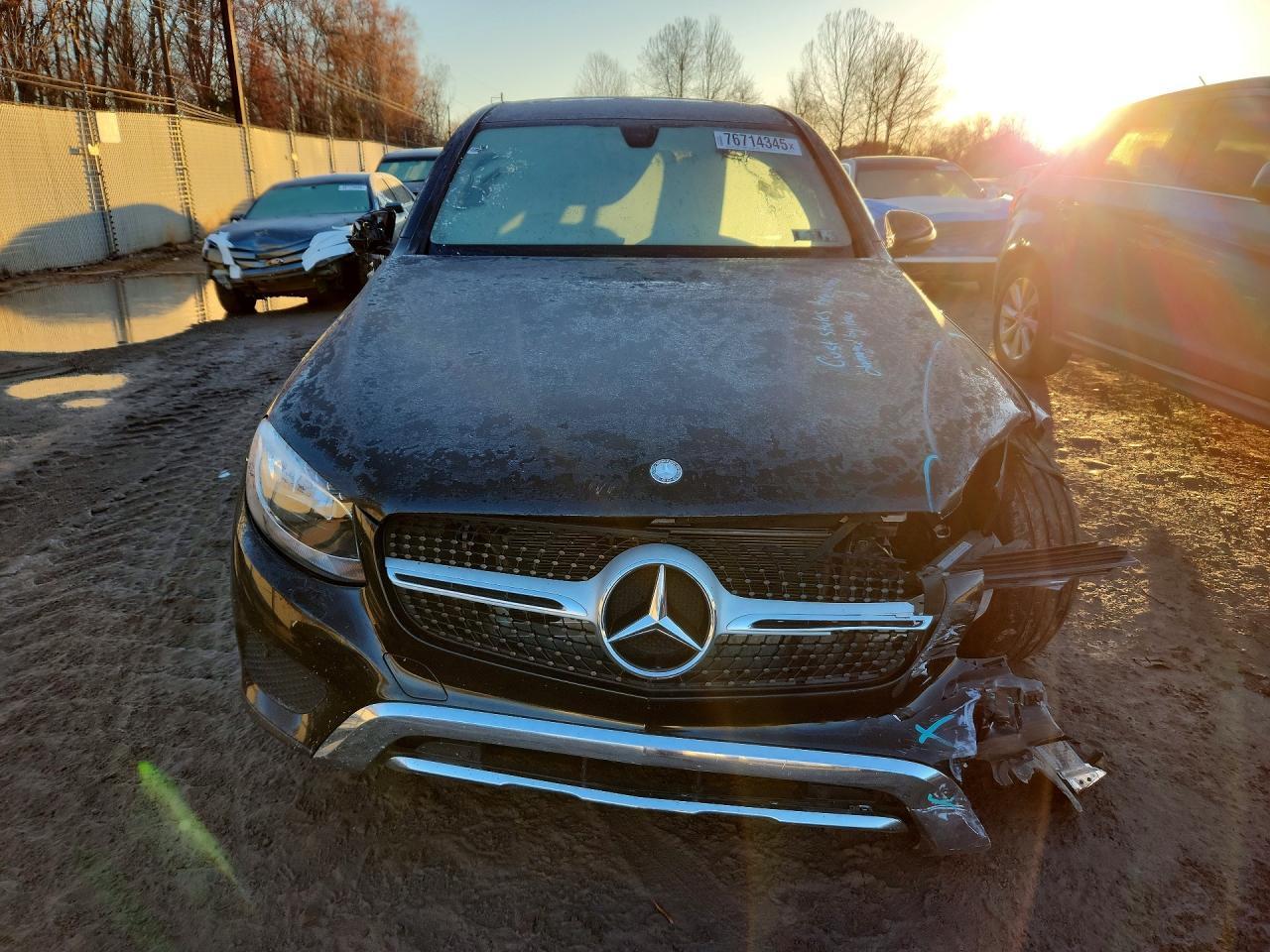 2017 Mercedes-Benz Glc Coupe 300 4Matic - Фото 5