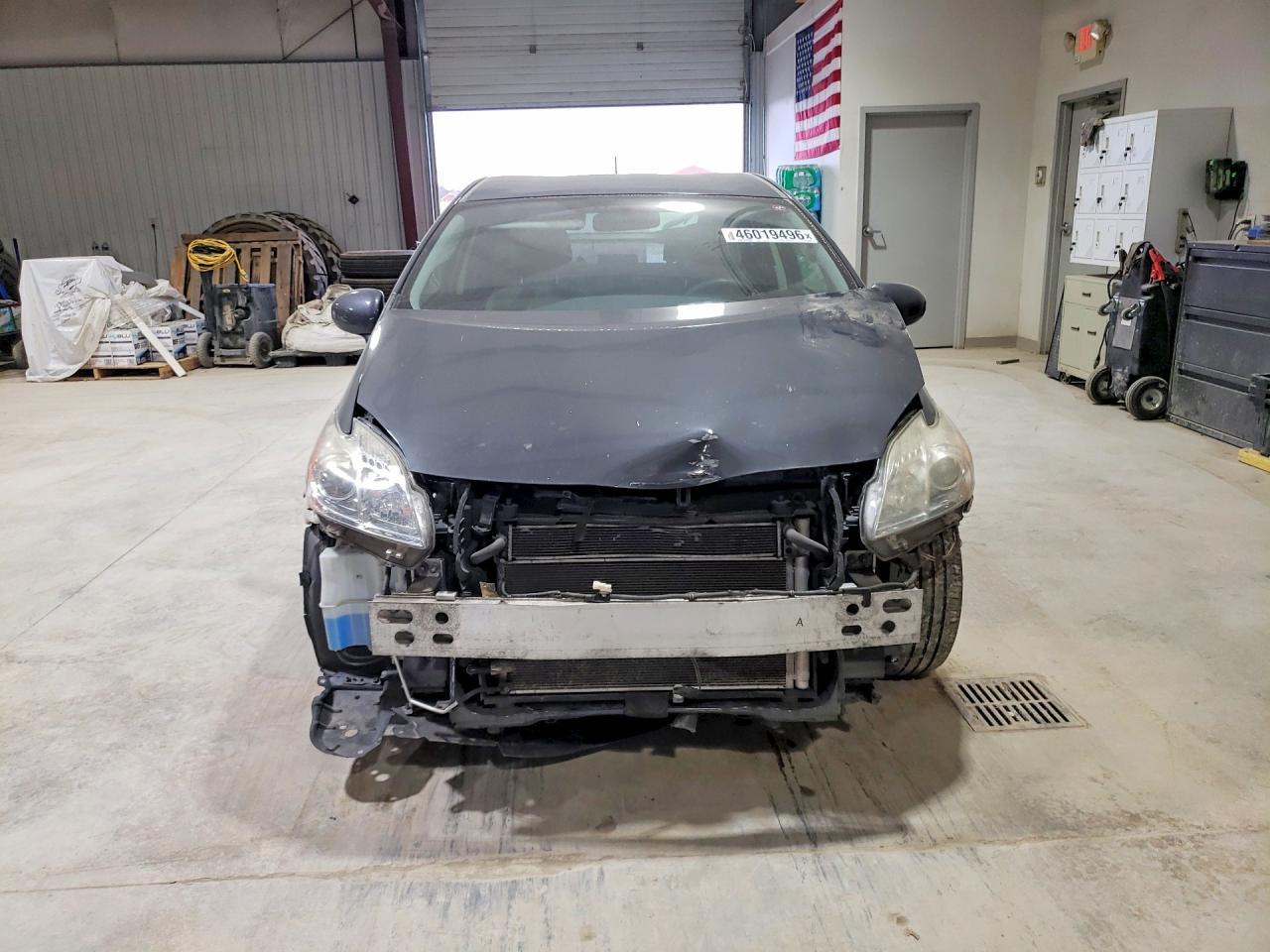 2015 Toyota Prius Two - Image 5