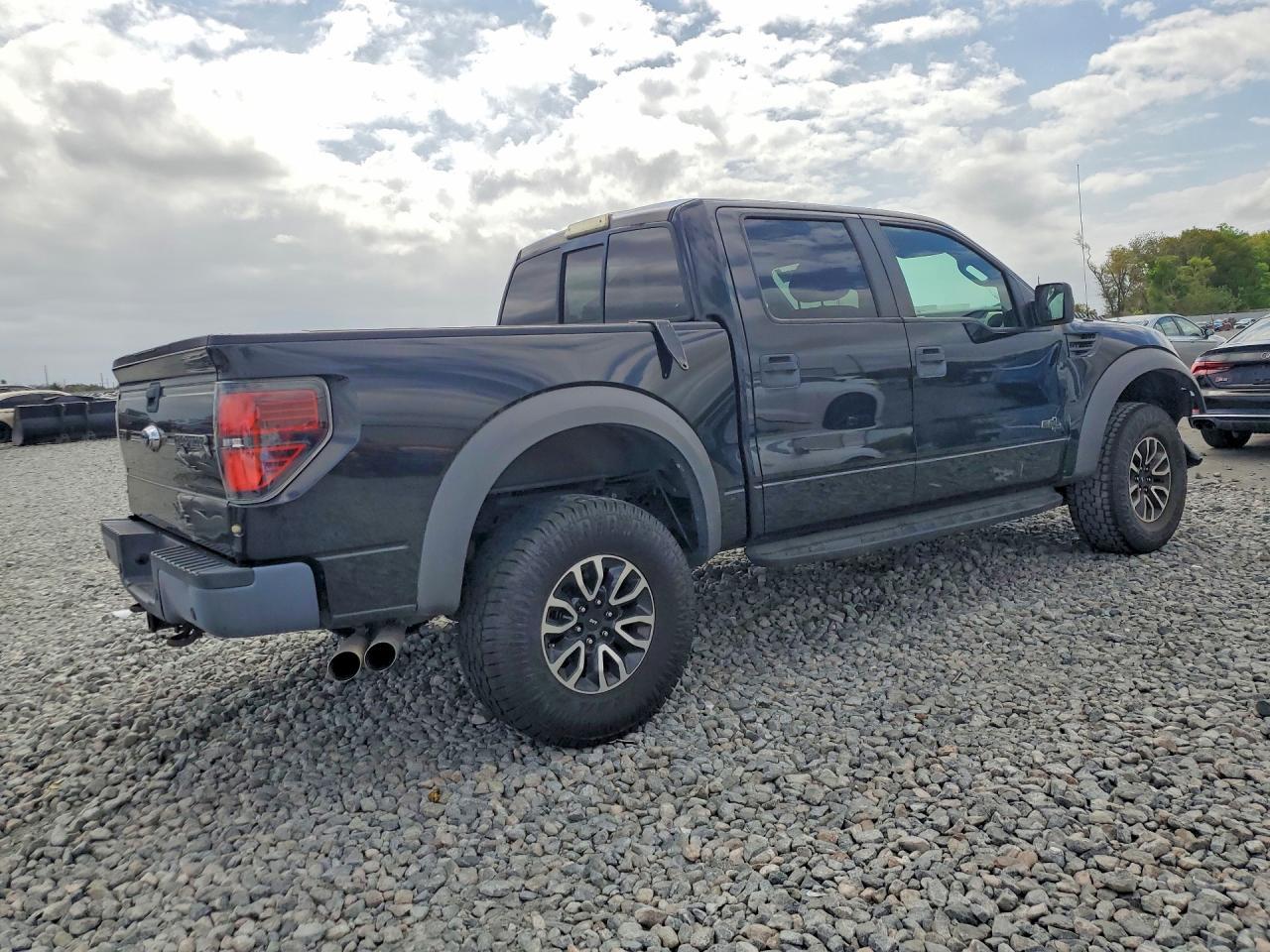 2014 Ford F150 - Image 3