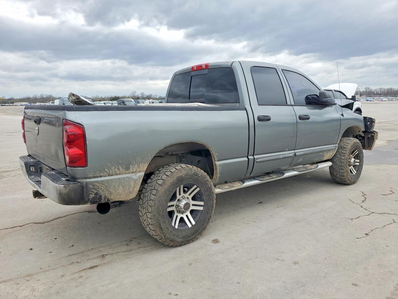 2007 Dodge Ram 2500 St - Image 3