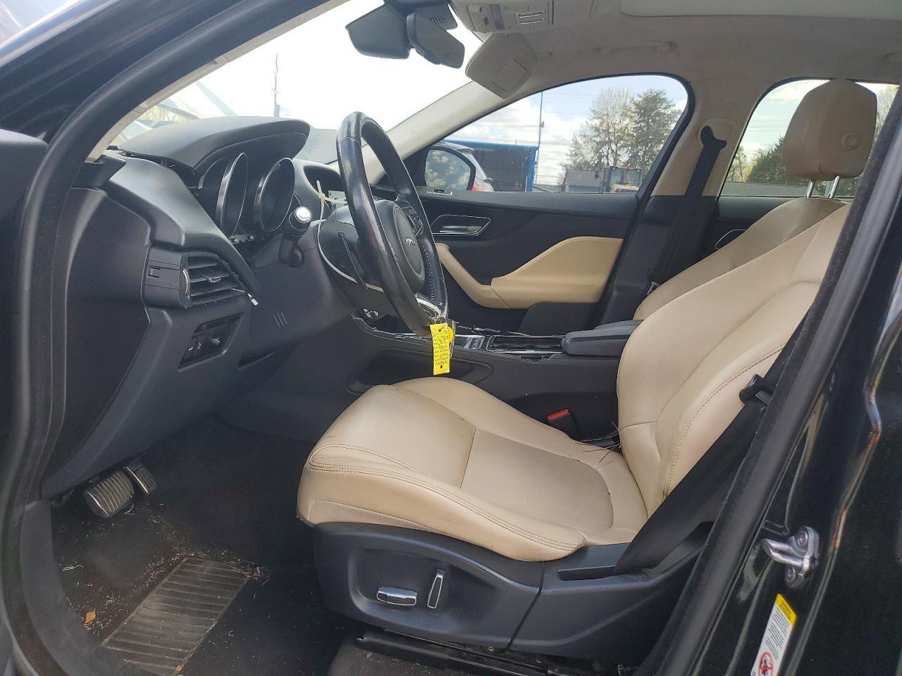 2019 Jaguar F-Pace Premium - Image 7