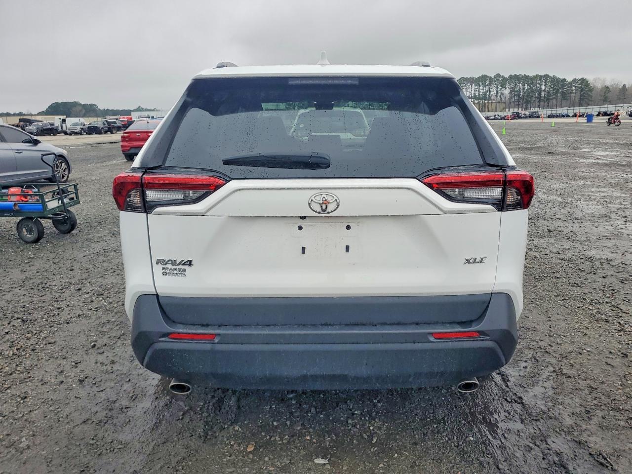 2023 Toyota Rav4 Xle - Image 6