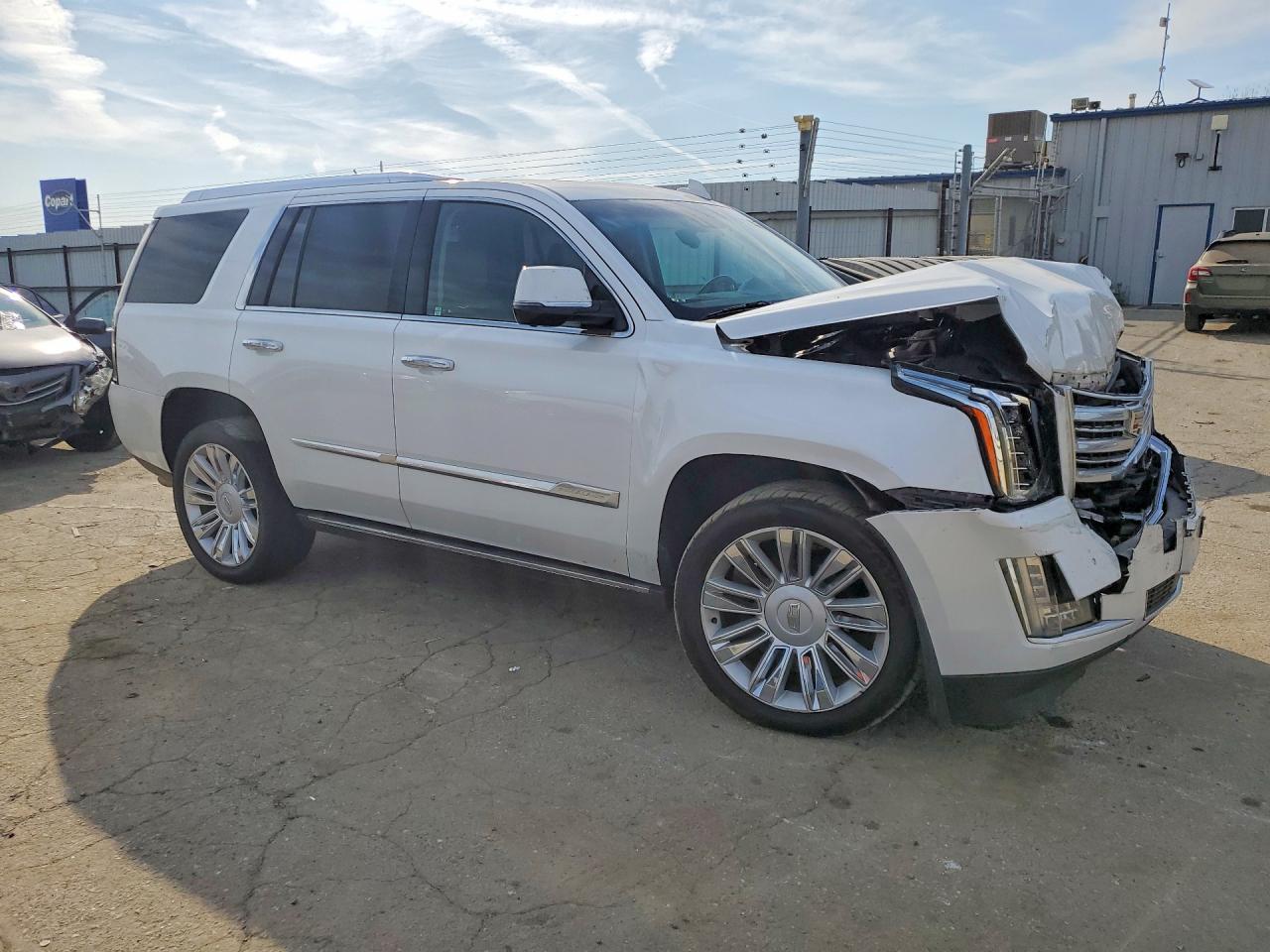 2016 Cadillac Escalade Platinum - Фото 4