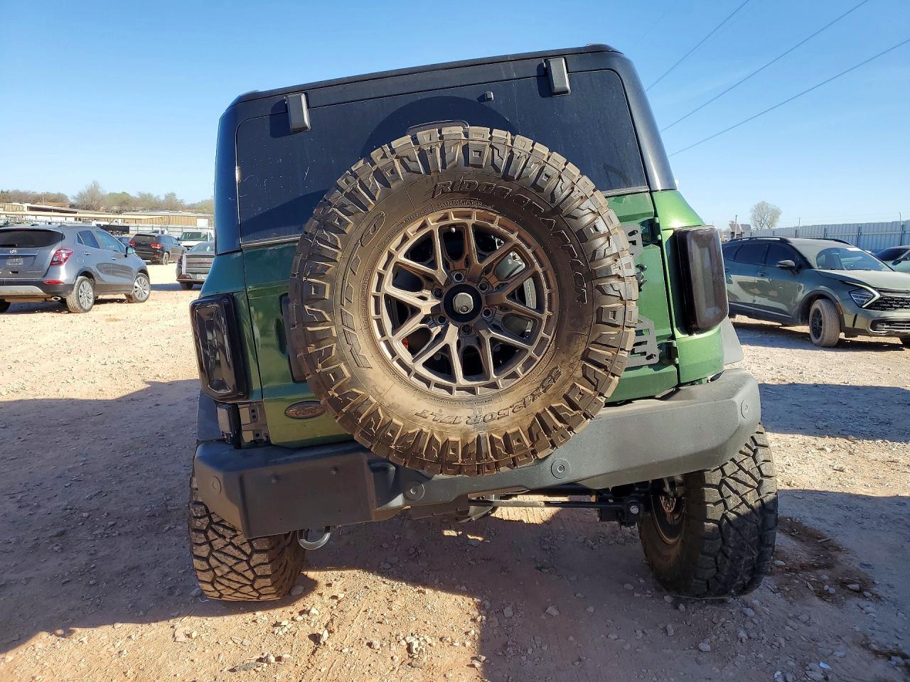 2025 Ford Bronco Outer Banks - Фото 6