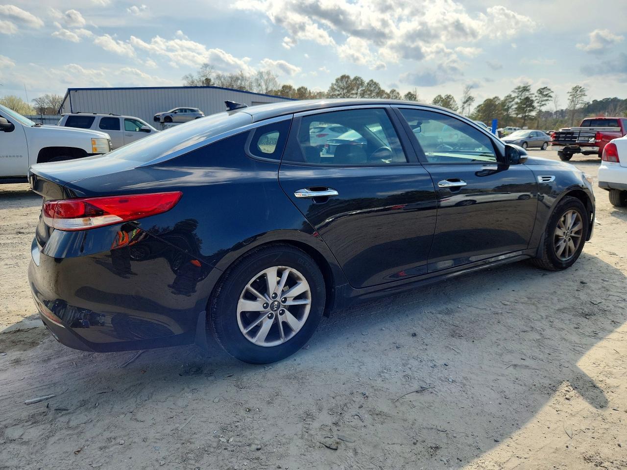 2018 Kia Optima Lx - Фото 3