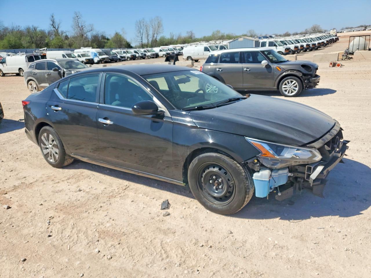 2019 Nissan Altima 2.5 S - Фото 4