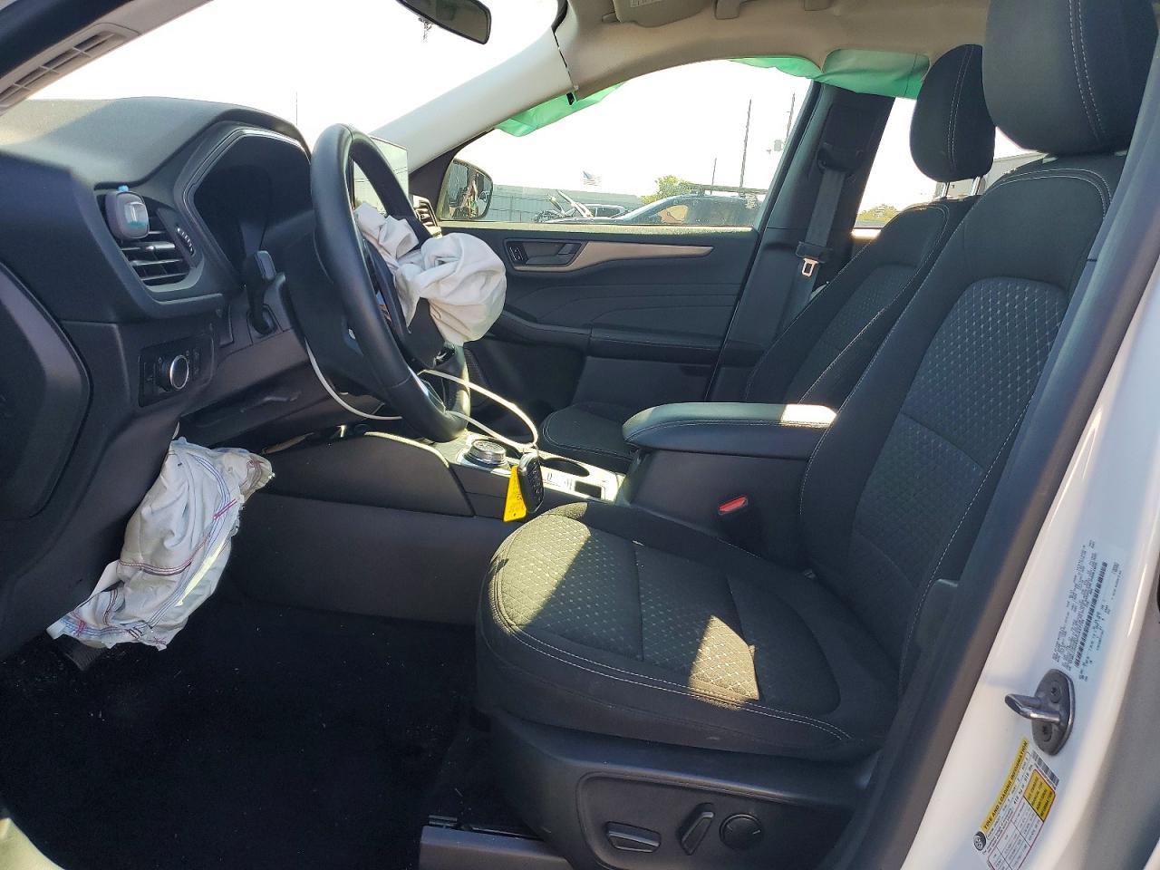 2023 Ford Escape Active - Image 7