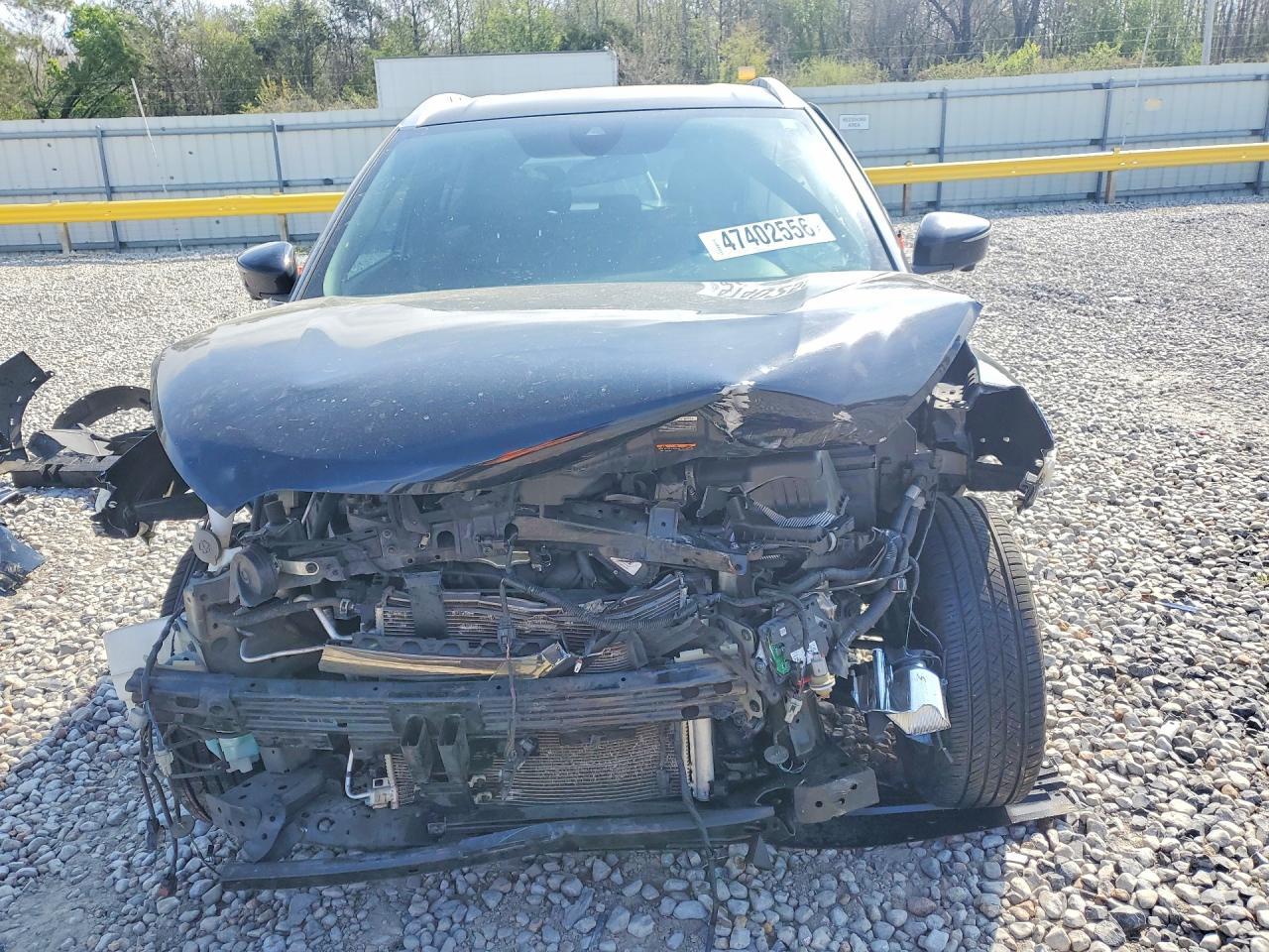 2020 Nissan Kicks Sr - Image 5