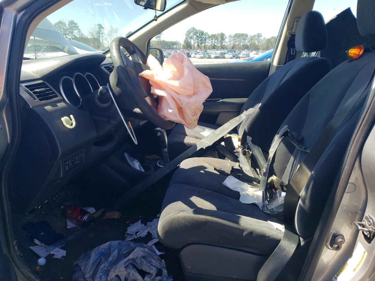 2009 Nissan Versa 1.8 S - Фото 7