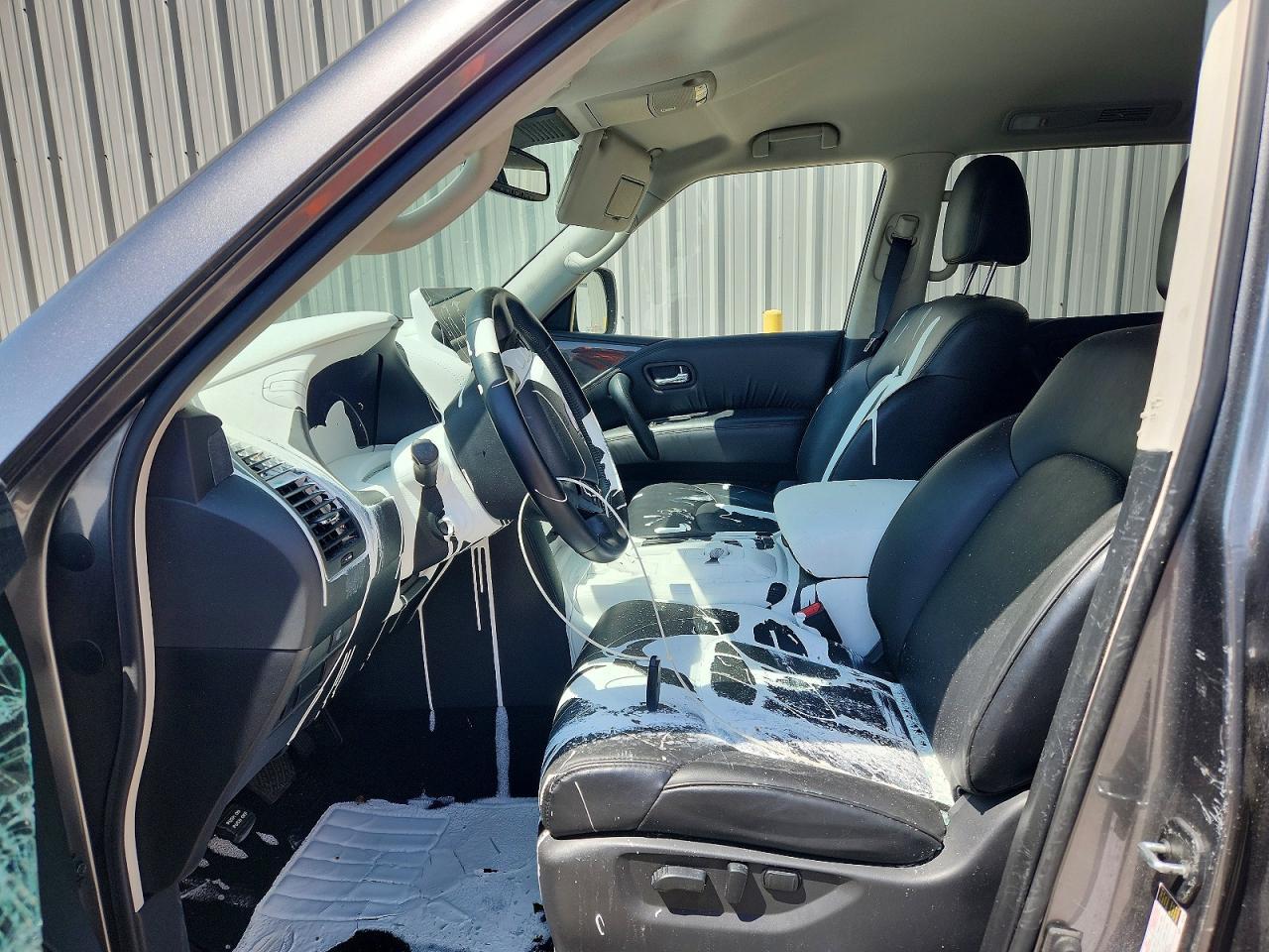 2023 Nissan Armada Sv - Image 7