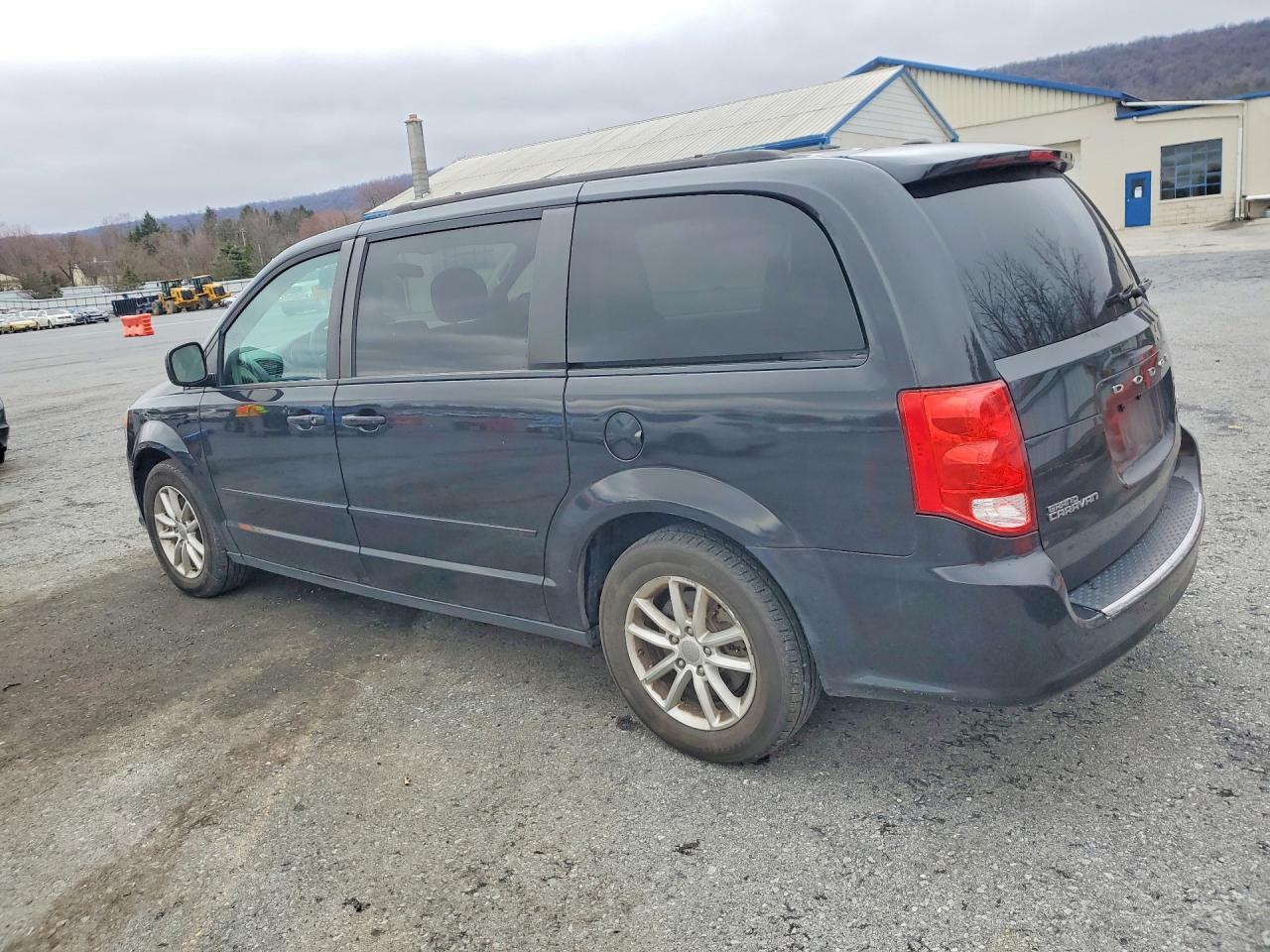 2016 Dodge Grand Caravan Sxt - Фото 2