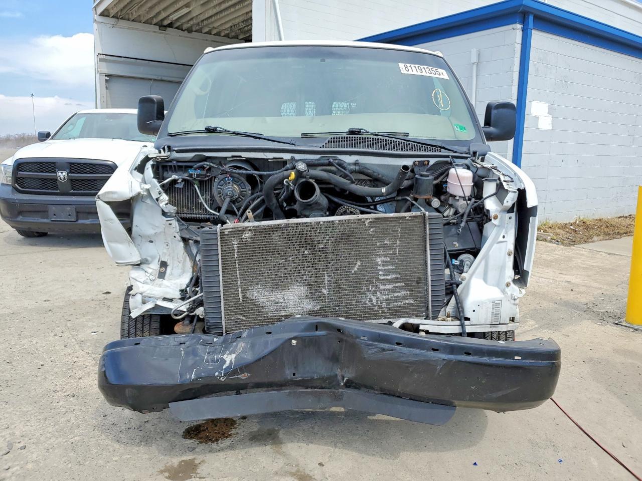 2014 Chevrolet Express G2500 - Фото 5