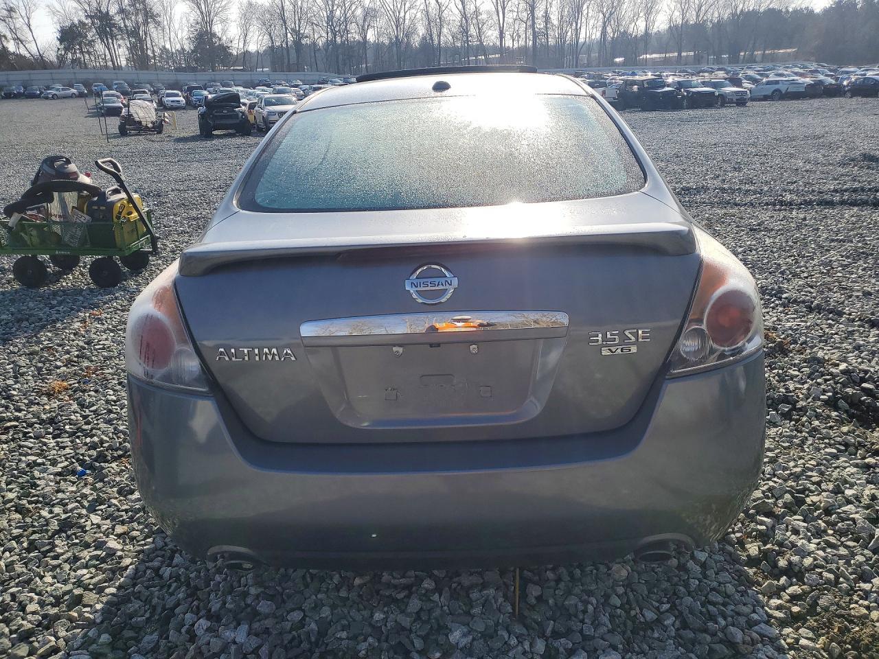 2008 Nissan Altima 3.5 Se - Фото 6