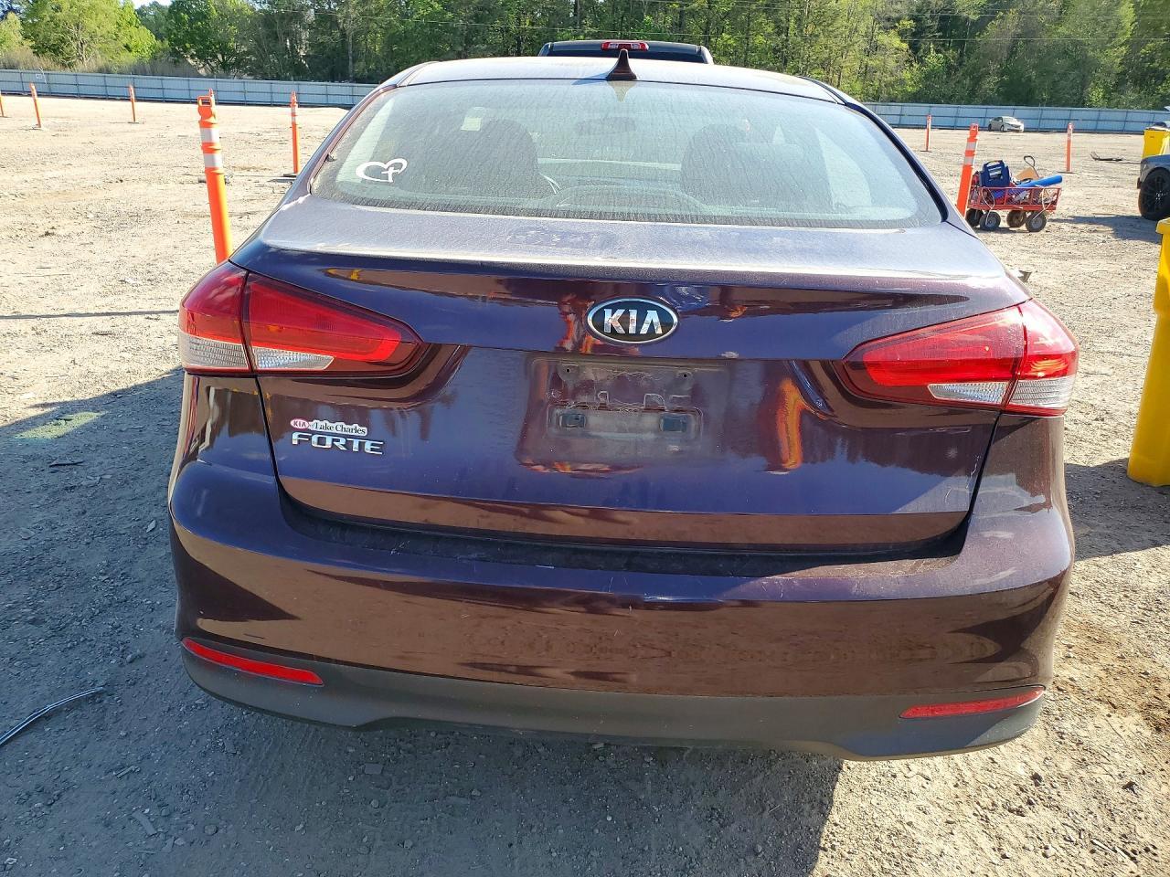 2018 Kia Forte Lx - Image 6
