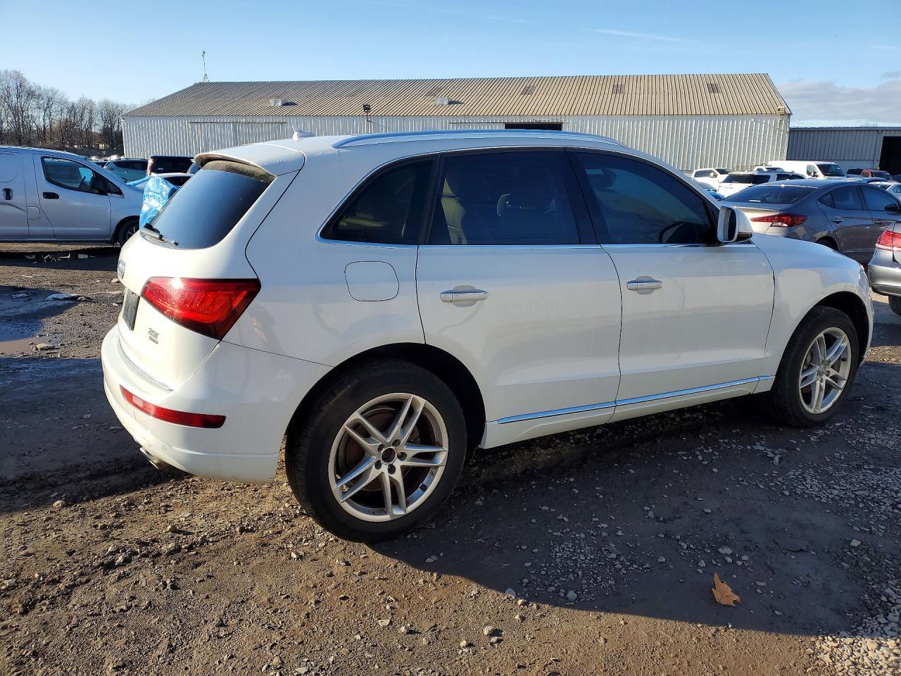 2017 Audi Q5 Premium - Image 3