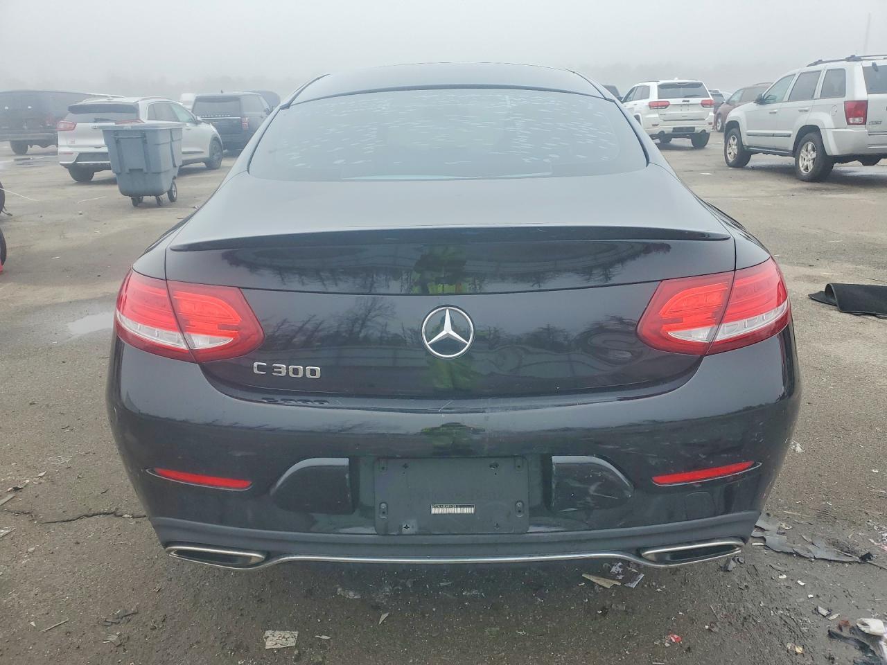2017 Mercedes-Benz C 300 - Image 6
