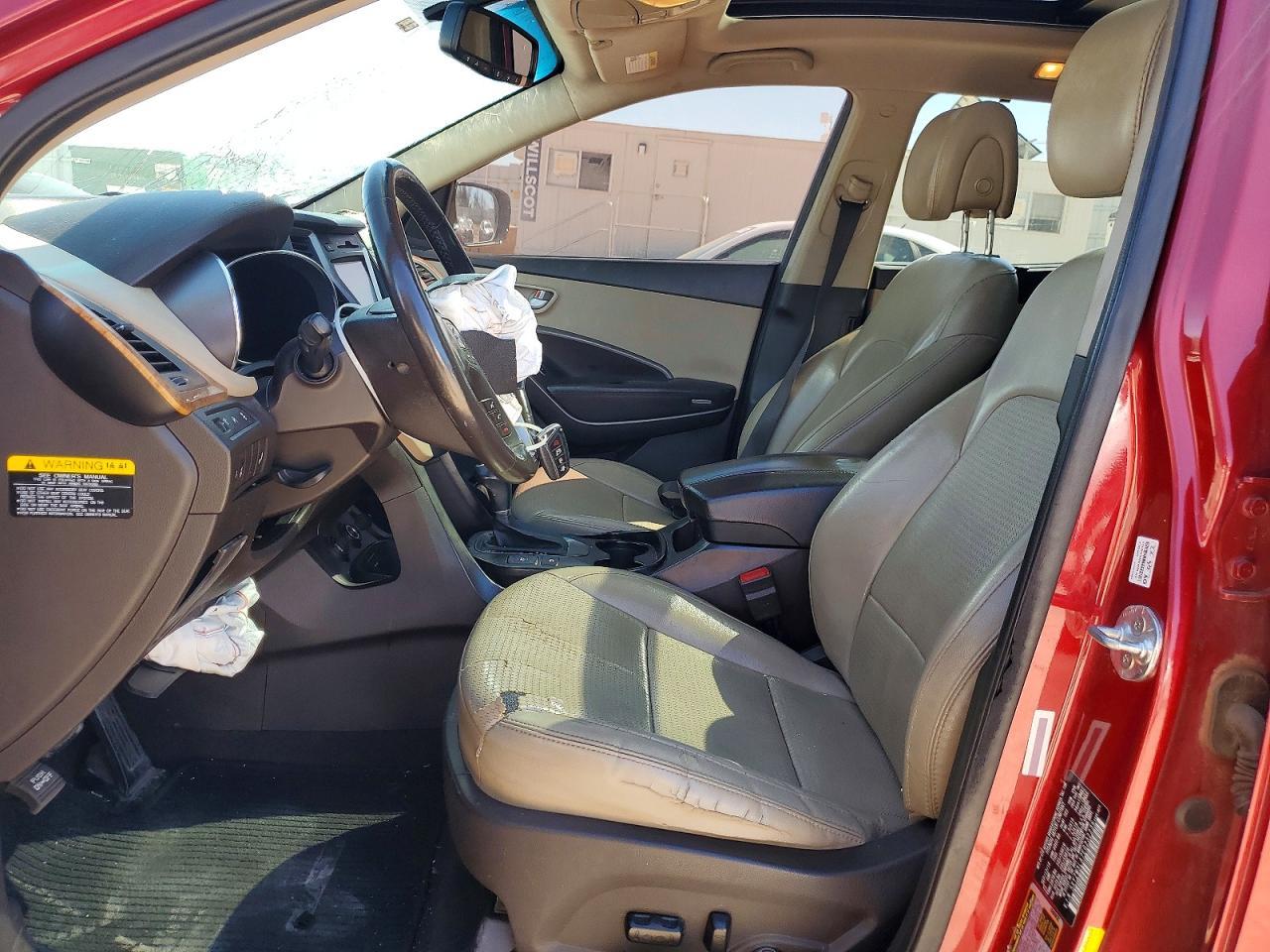 2014 Hyundai Santa Fe - Image 7