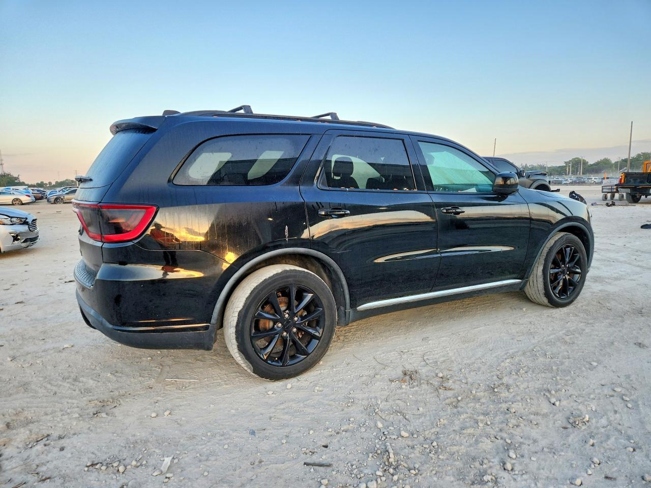 2017 Dodge Durango Sxt - Фото 3