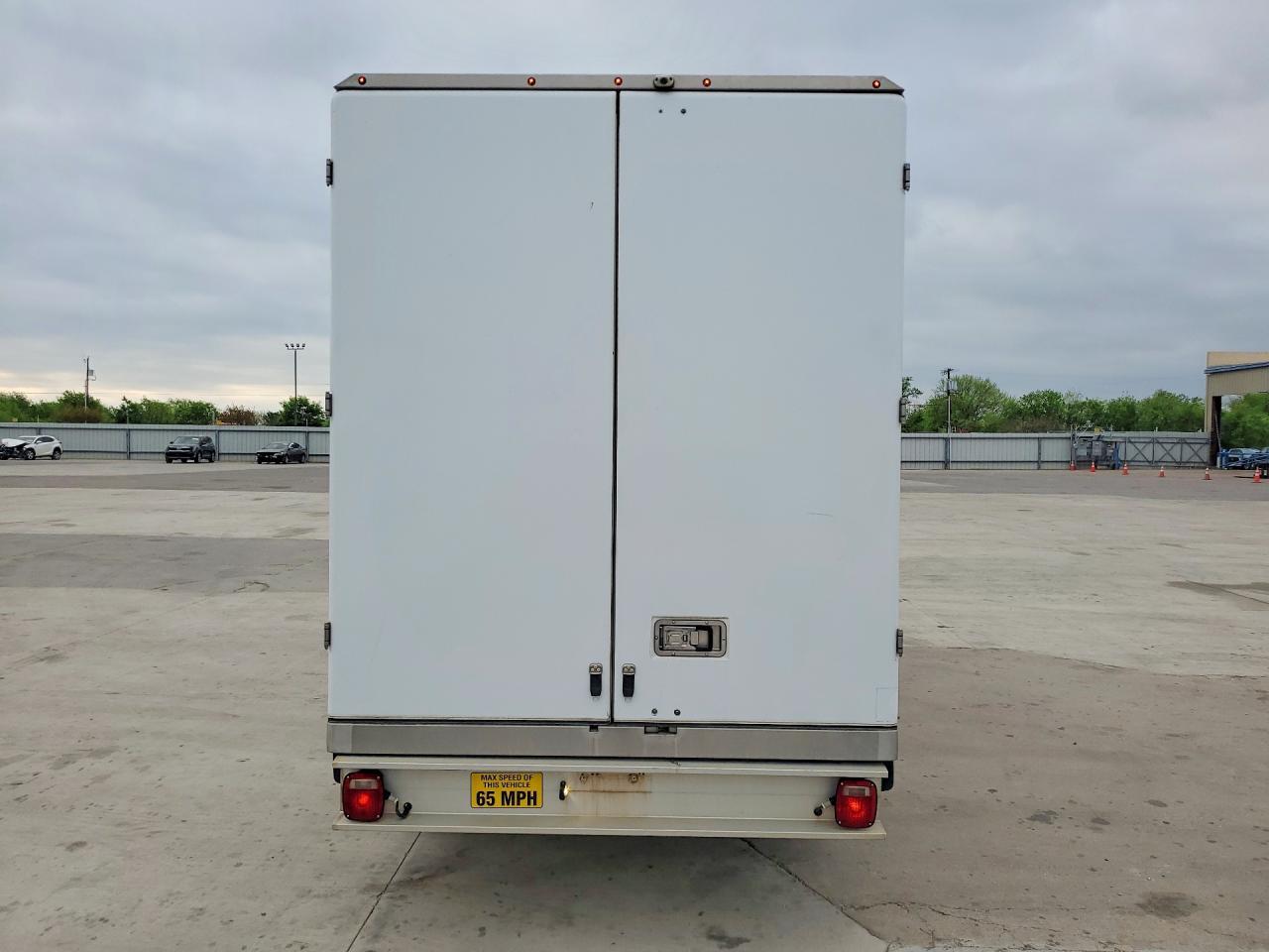 2022 Ford Transit Delivery Truck - Фото 6