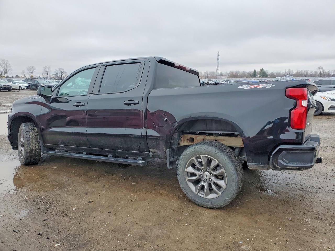 2021 Chevrolet Silverado K1500 Rst - Фото 2