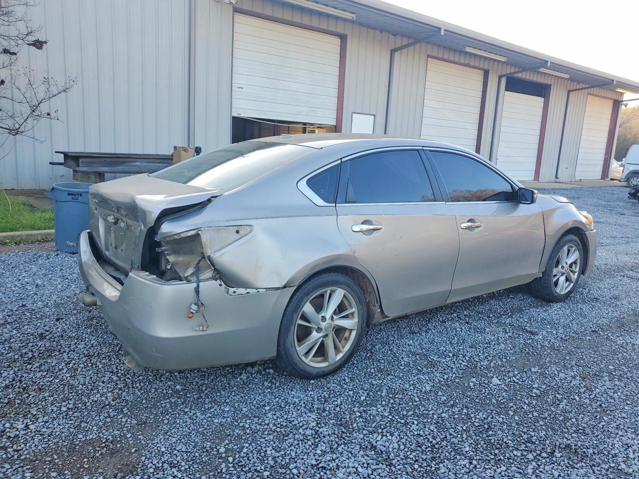 2013 Nissan Altima 2.5 - Фото 3