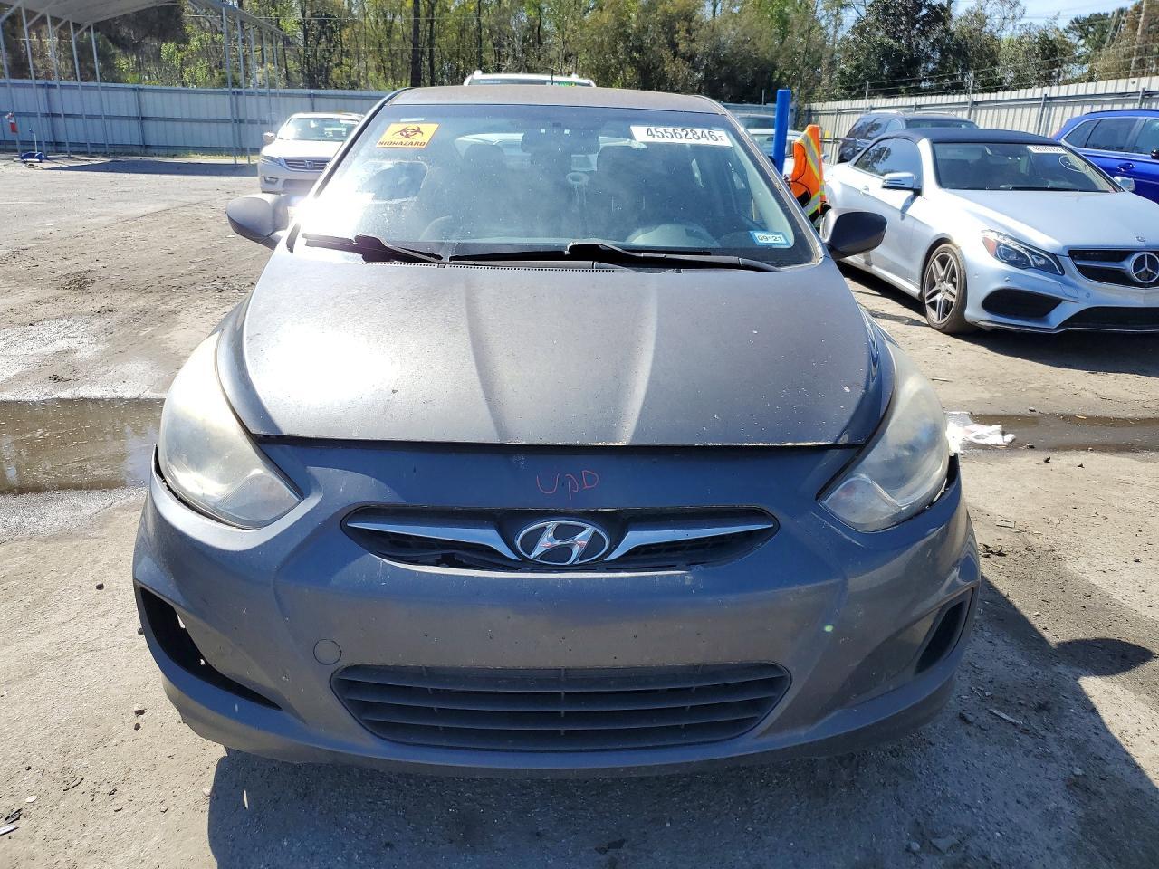 2013 Hyundai Accent - Фото 5