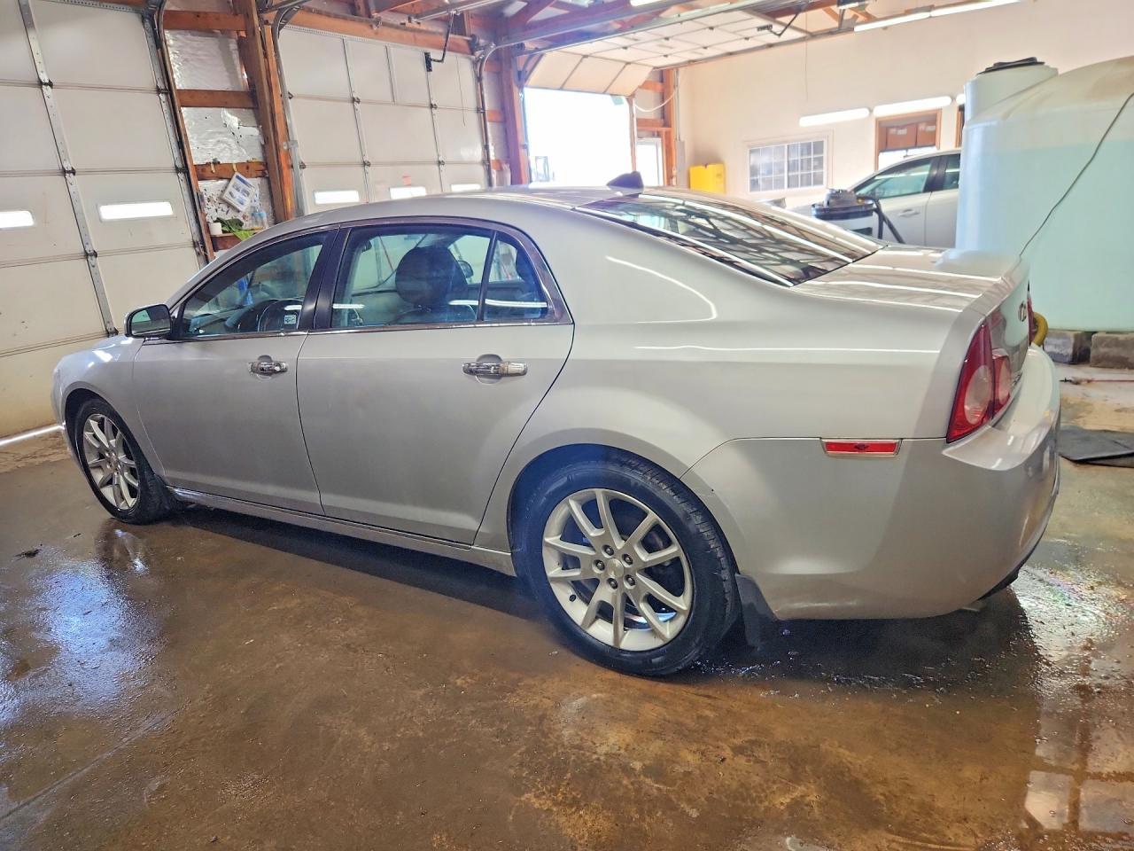 2012 Chevrolet Malibu Ltz - Image 2
