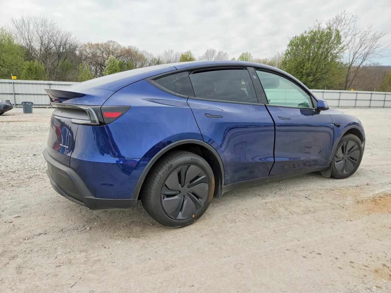 2026 Tesla Model Y - Image 3