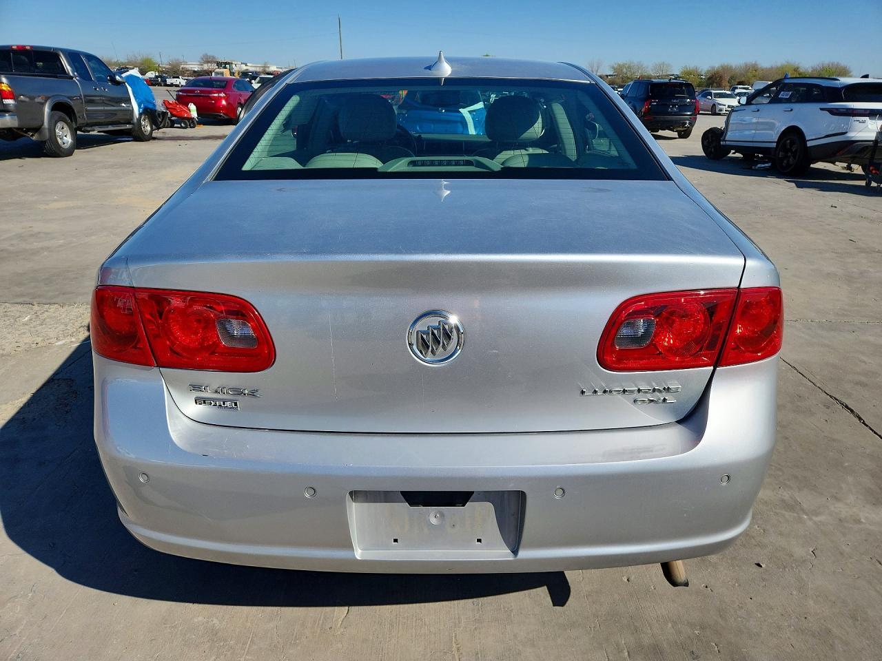 2009 Buick Lucerne Cxl - Image 6