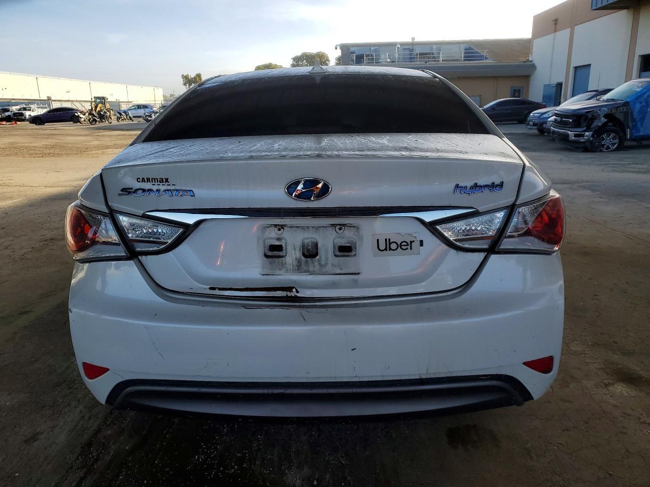 2013 Hyundai Sonata Hybrid - Image 6