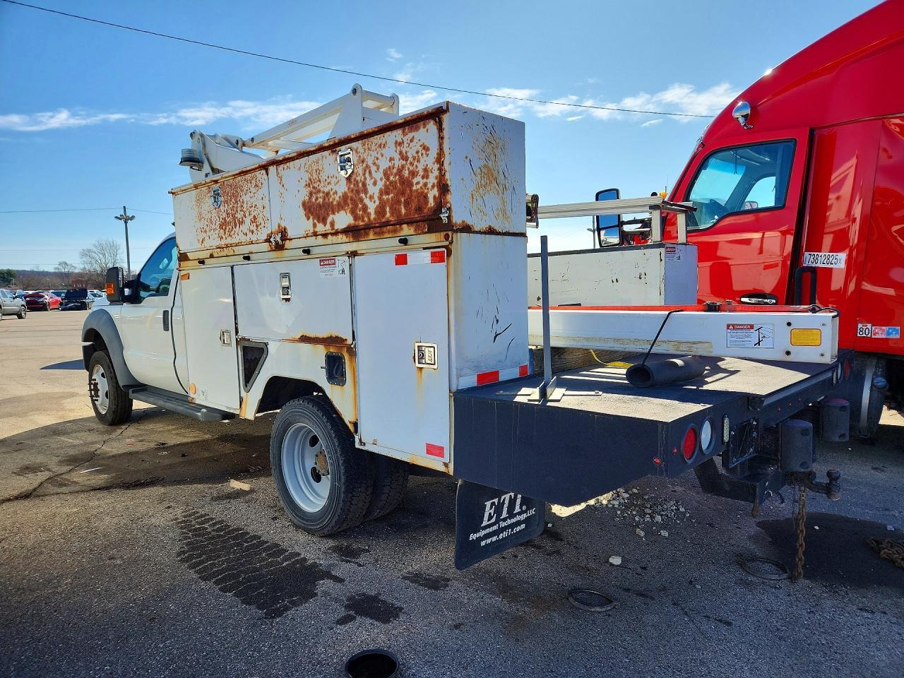 2012 Ford F450 Super Duty Utility / Service Truck - Image 2