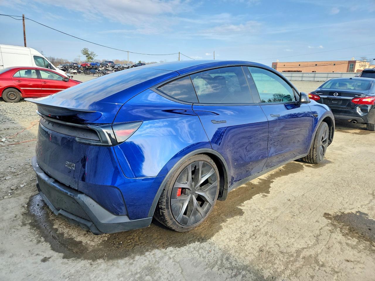 2026 Tesla Model Y - Image 3