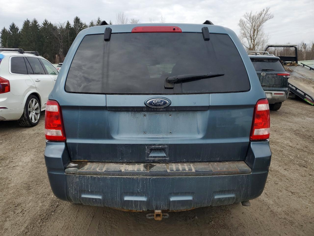 2011 Ford Escape Xlt - Image 6
