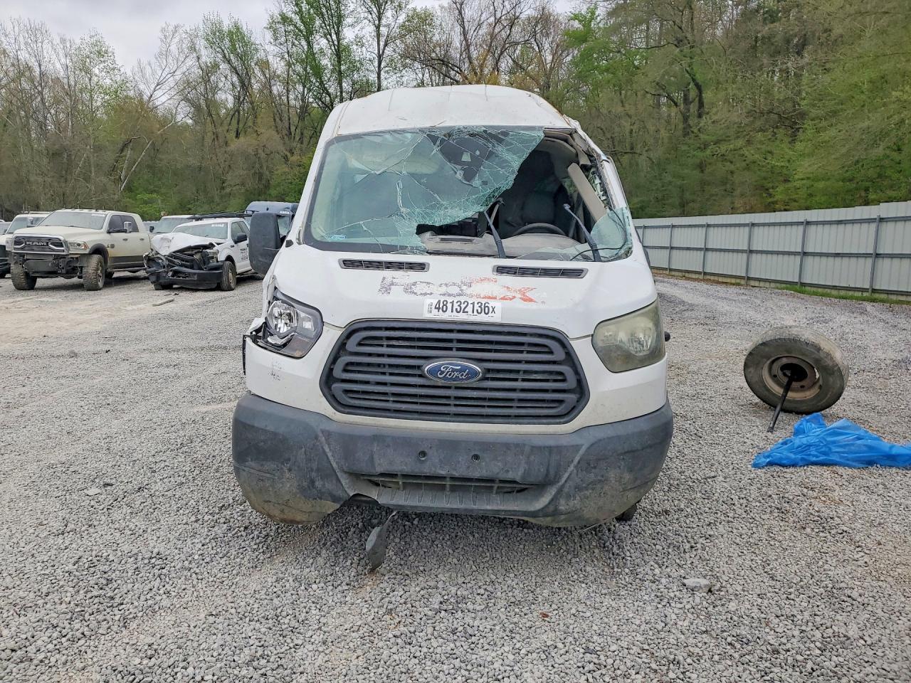 2017 Ford Transit 150 Delivery Van - Фото 5