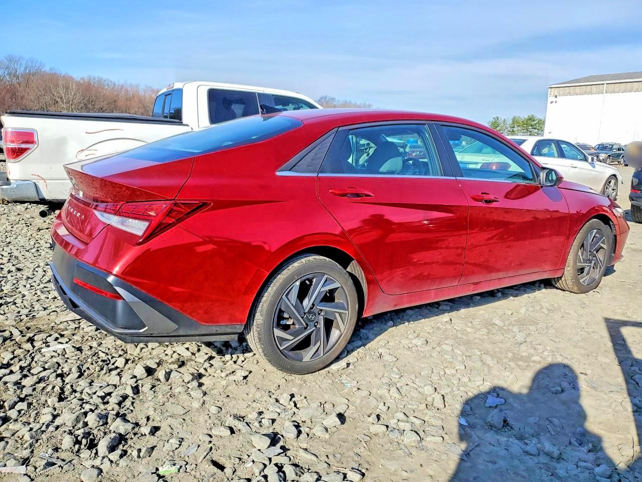 2025 Hyundai Elantra Sel Convenience - Image 3